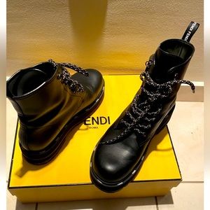 Fendi Combat/Moto Boots excellent condition size 8.5 or 39.5